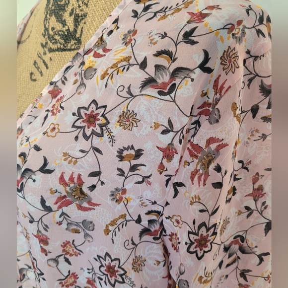 🌸 Alisha & Chloe Kimono - Picture 2 of 4